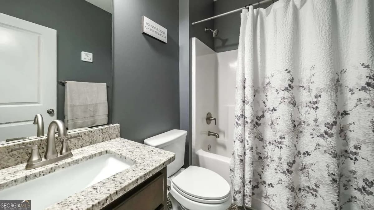 219 Candlewood Dr — photo 18 of 54