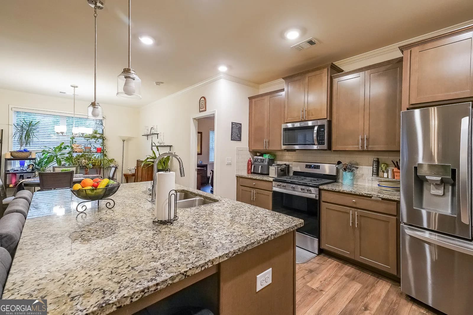 136 Four Seasons Blvd — photo 4 of 33