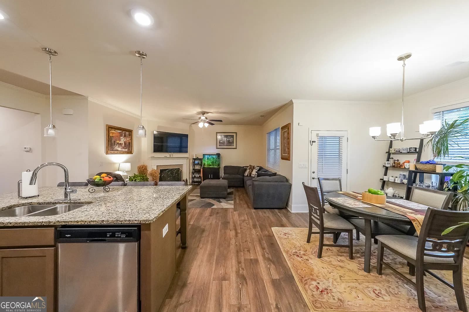 136 Four Seasons Blvd — photo 5 of 33