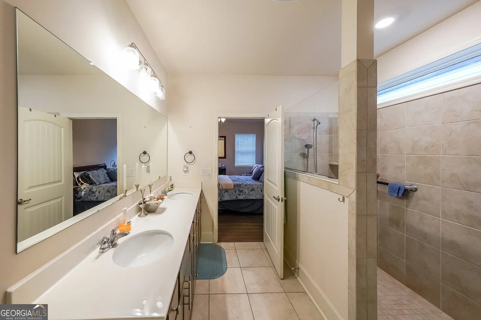 136 Four Seasons Blvd — photo 11 of 33