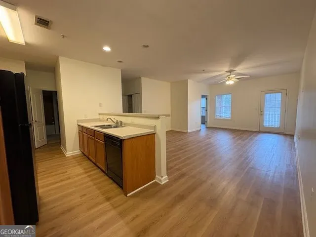 7712 Autry Cir — photo 11 of 17