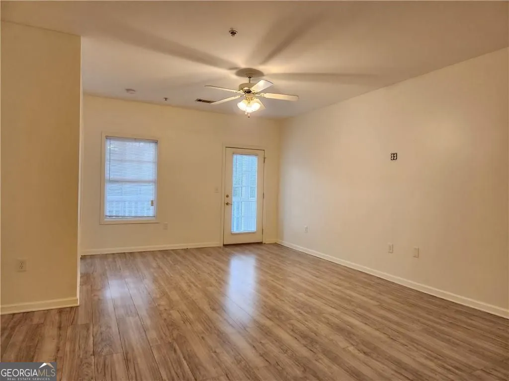 7712 Autry Cir — photo 12 of 17