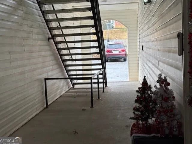 7712 Autry Cir — photo 2 of 17
