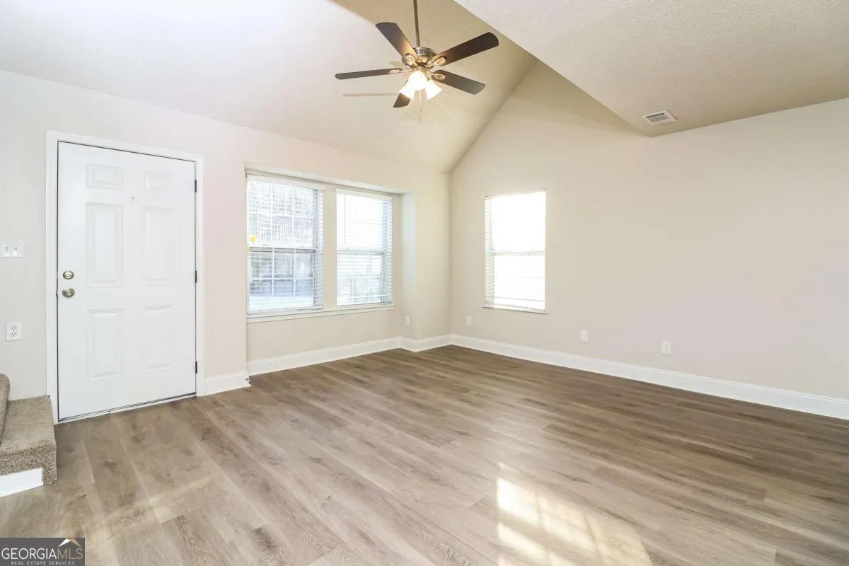 5320 Brickleberry Way — photo 7 of 22