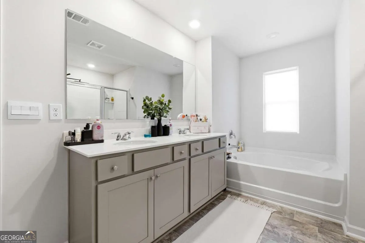 289 Highgrove Way — photo 7 of 37