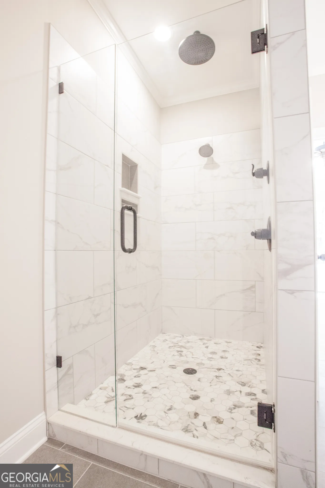 2163 Belcourt Dr — photo 8 of 27