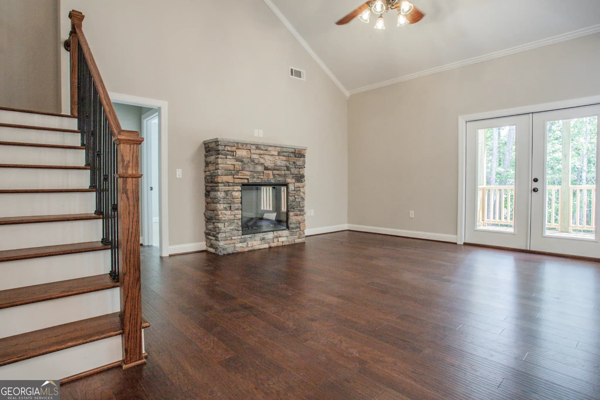 2163 Belcourt Dr — photo 4 of 27