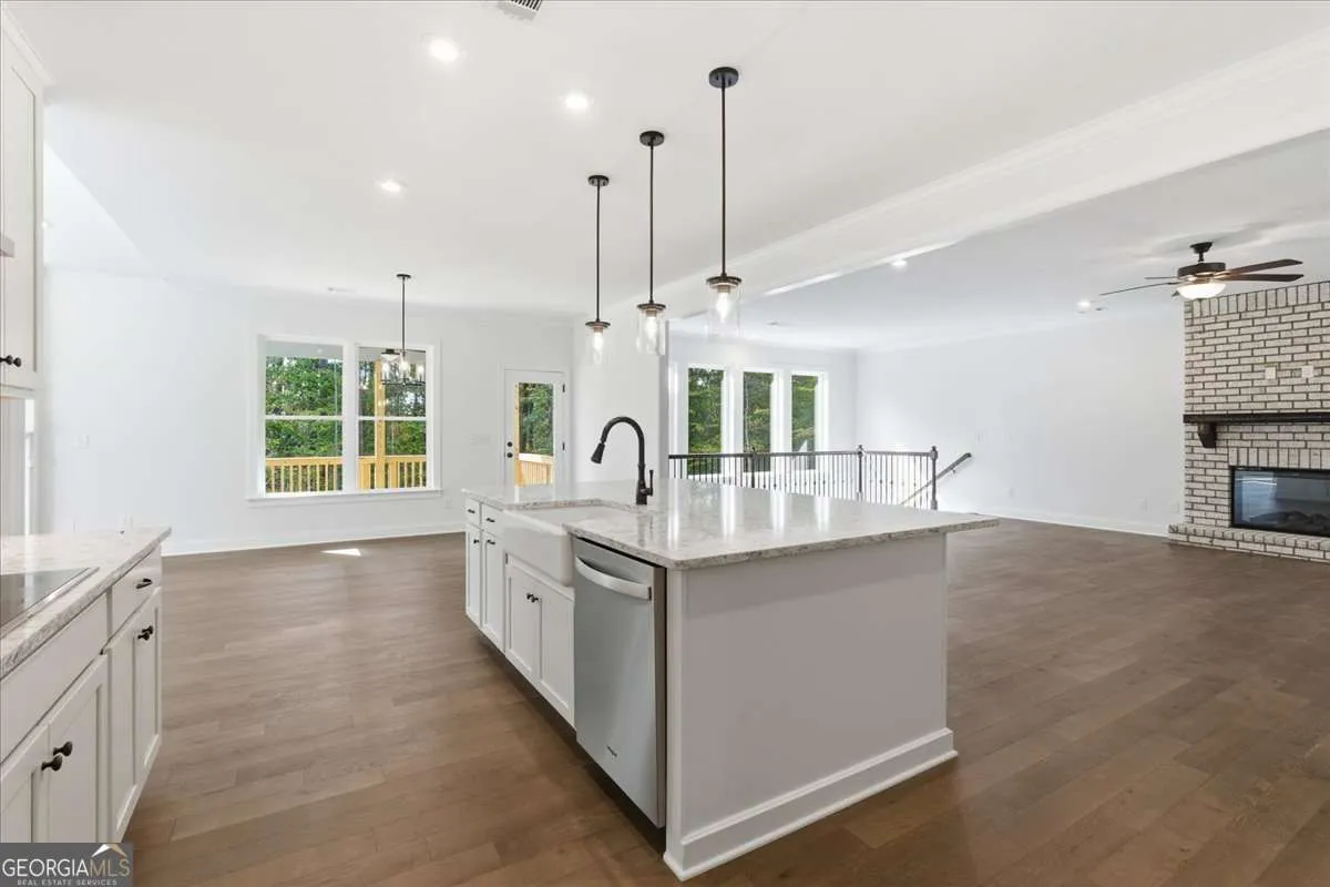 7791 Capps Ridge Ln — photo 11 of 47