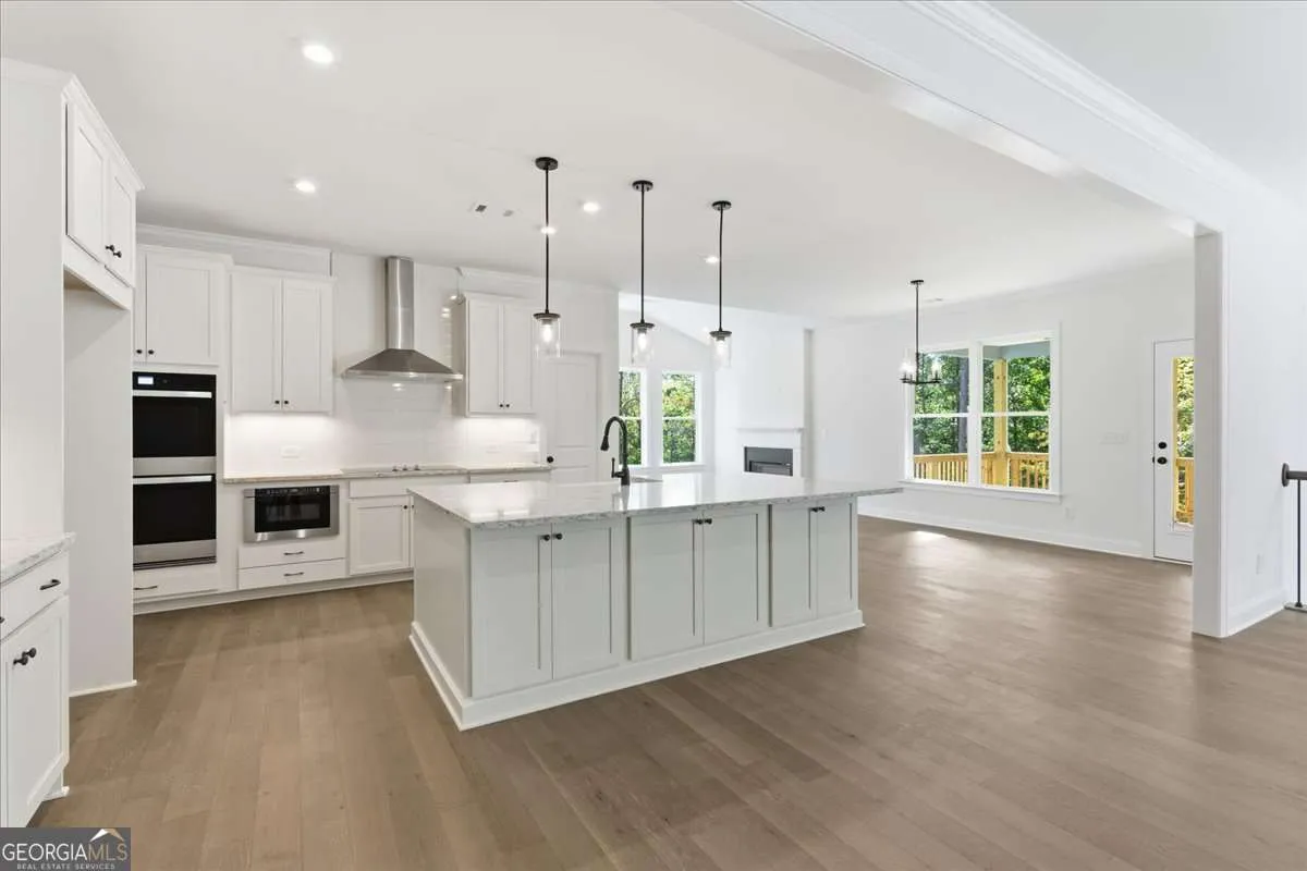 7791 Capps Ridge Ln — photo 8 of 47