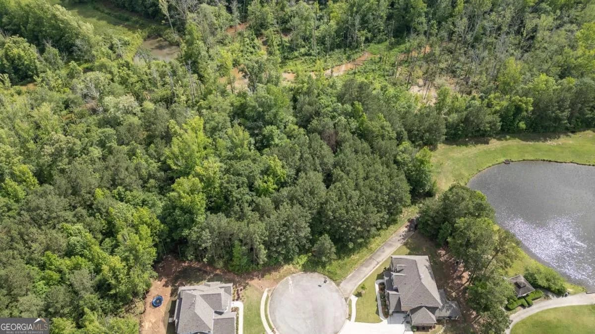 462 Manchester Ln — photo 9 of 13
