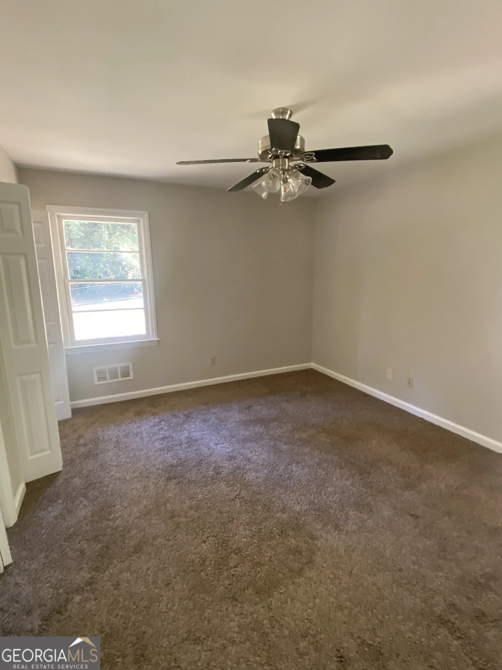 8965 Campbellton St — photo 4 of 22