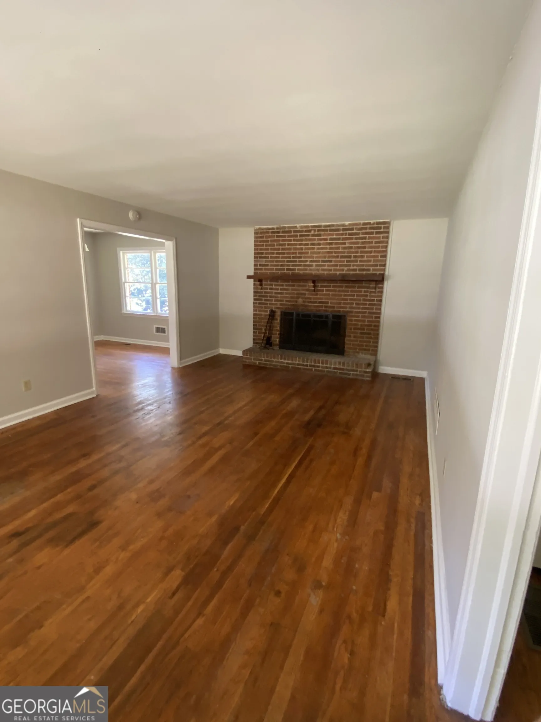 8965 Campbellton St — photo 2 of 22