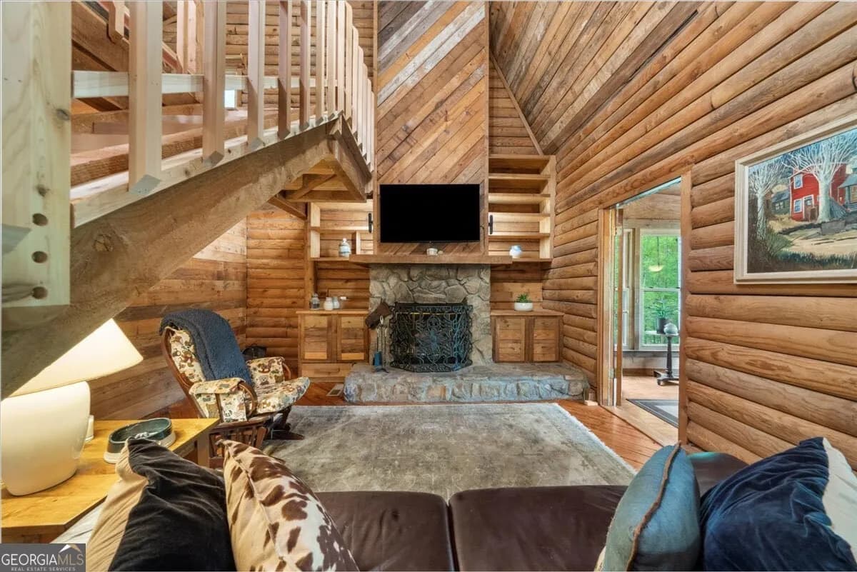15 Bailey St — photo 14 of 50