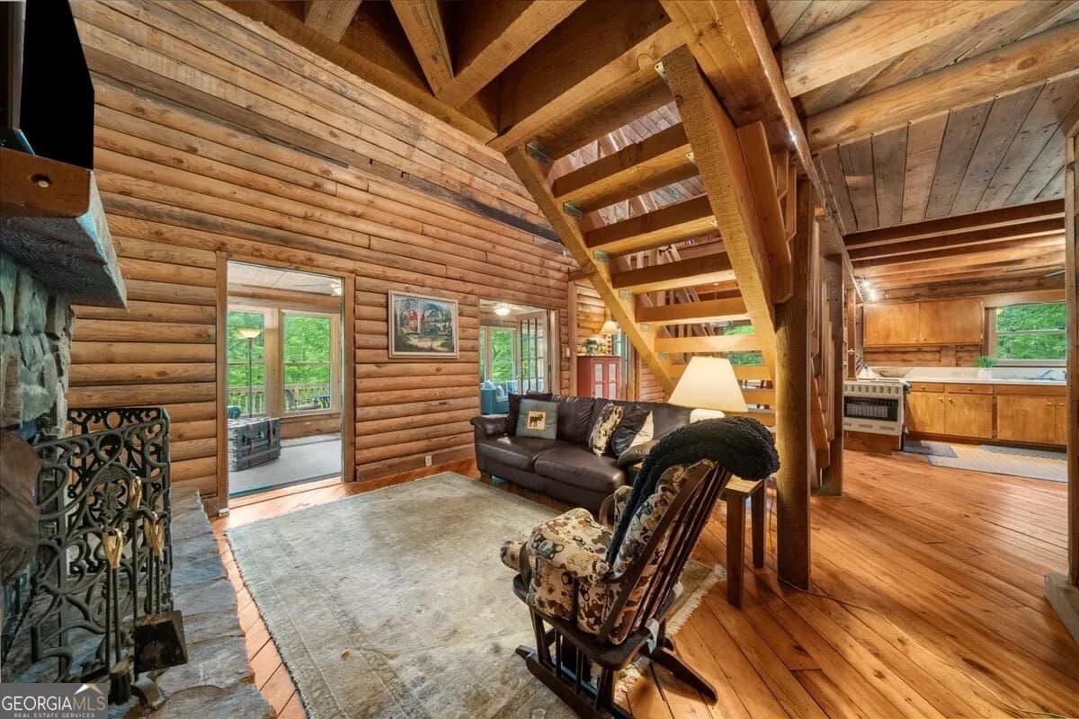 15 Bailey St — photo 11 of 50