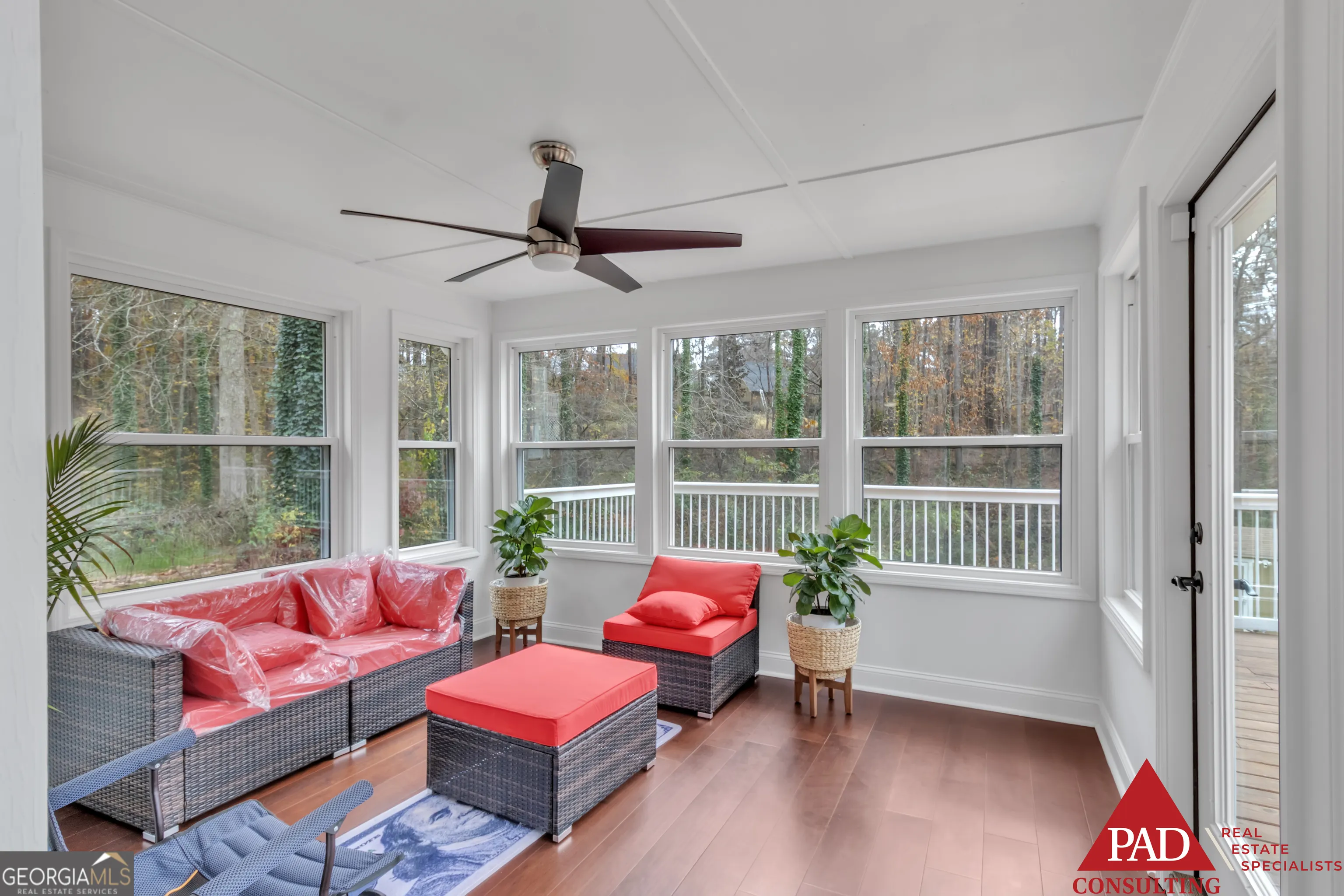 373 Presidential Dr — photo 15 of 34