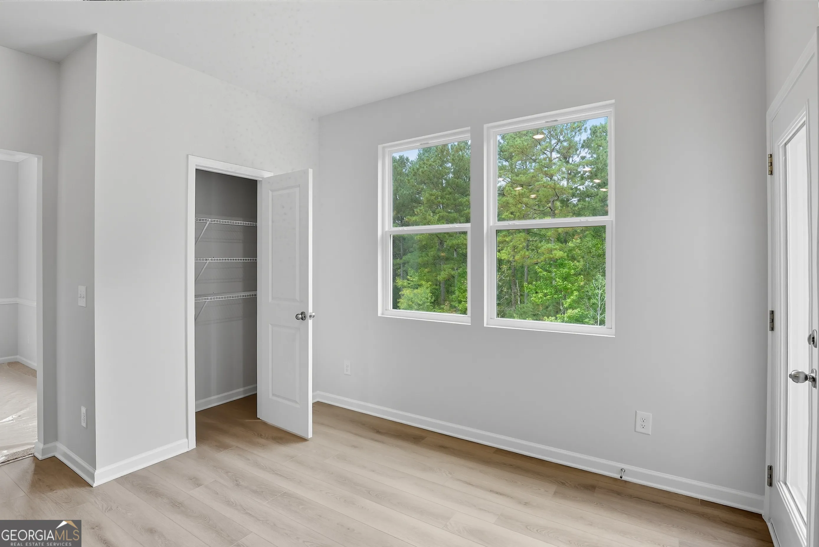 680 River Run Dr — photo 4 of 44