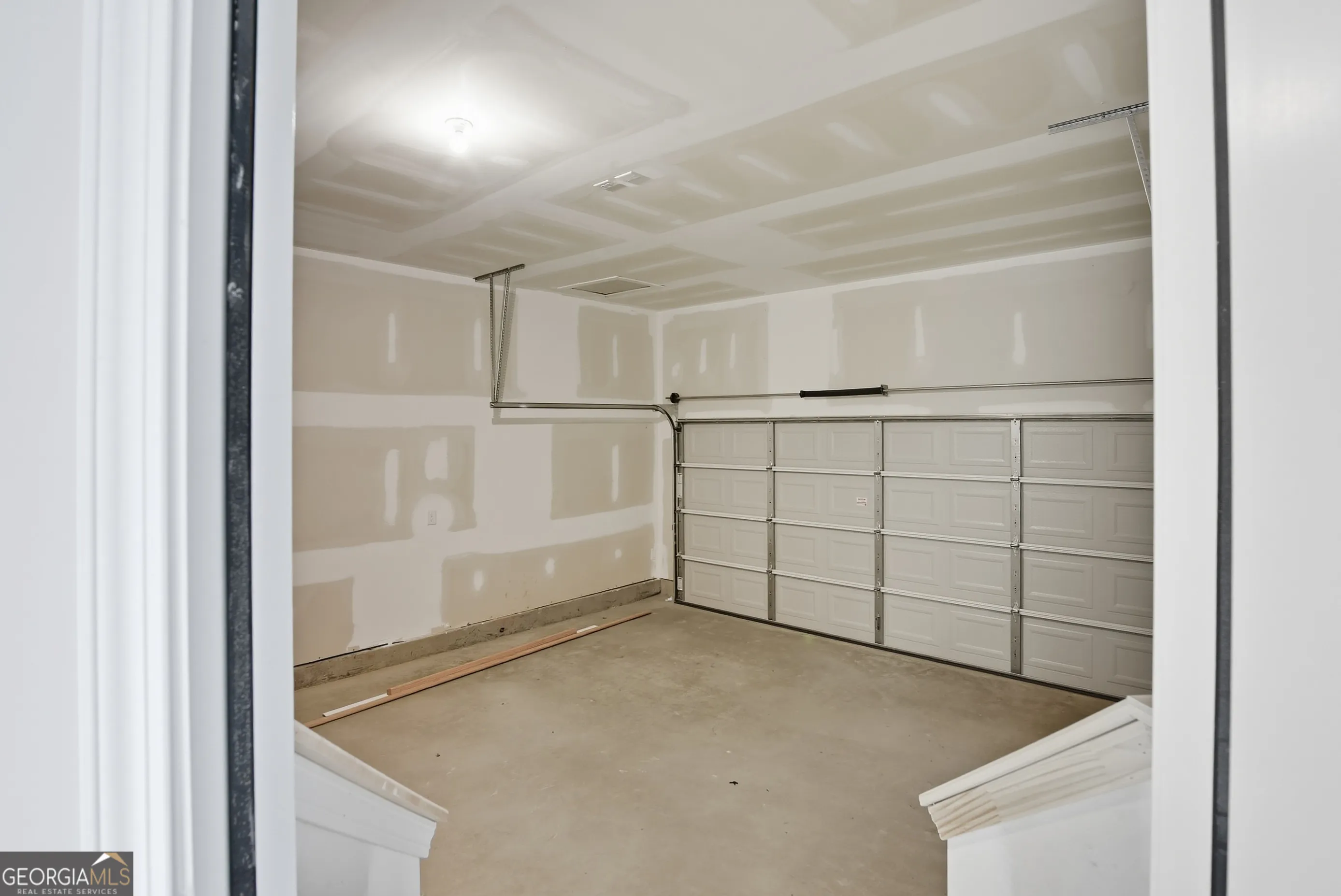 680 River Run Dr — photo 14 of 44