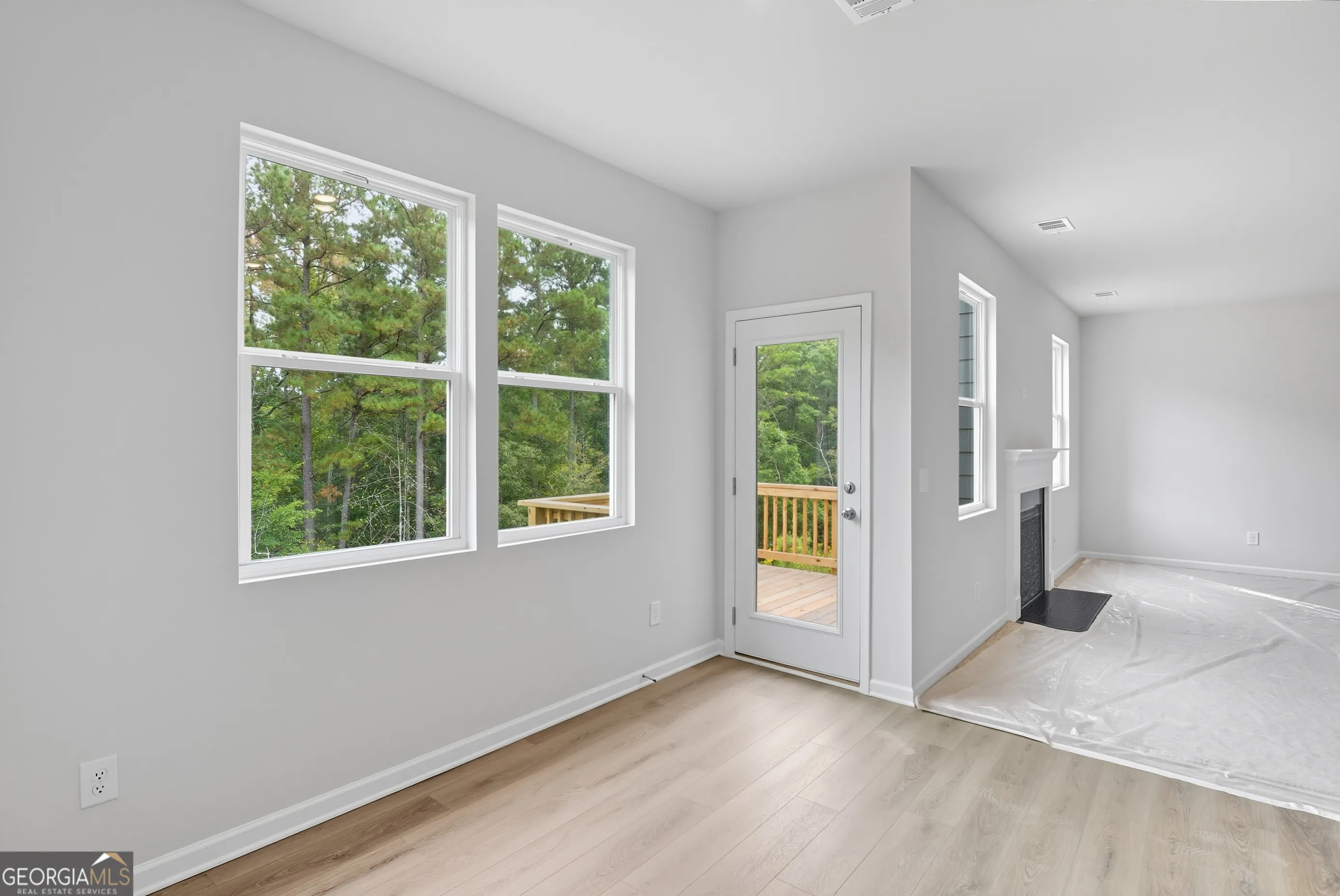 680 River Run Dr — photo 6 of 44