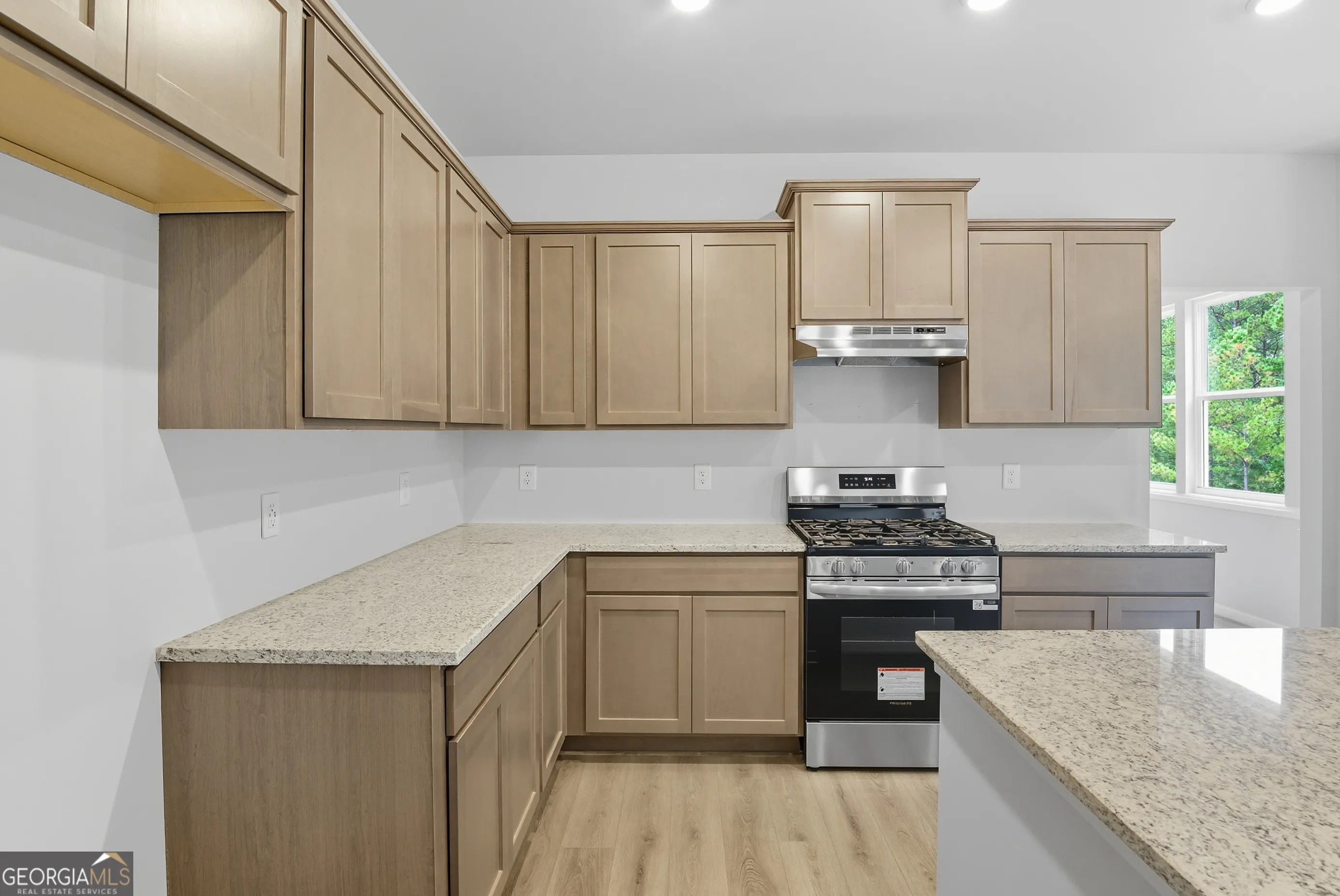 680 River Run Dr — photo 7 of 44