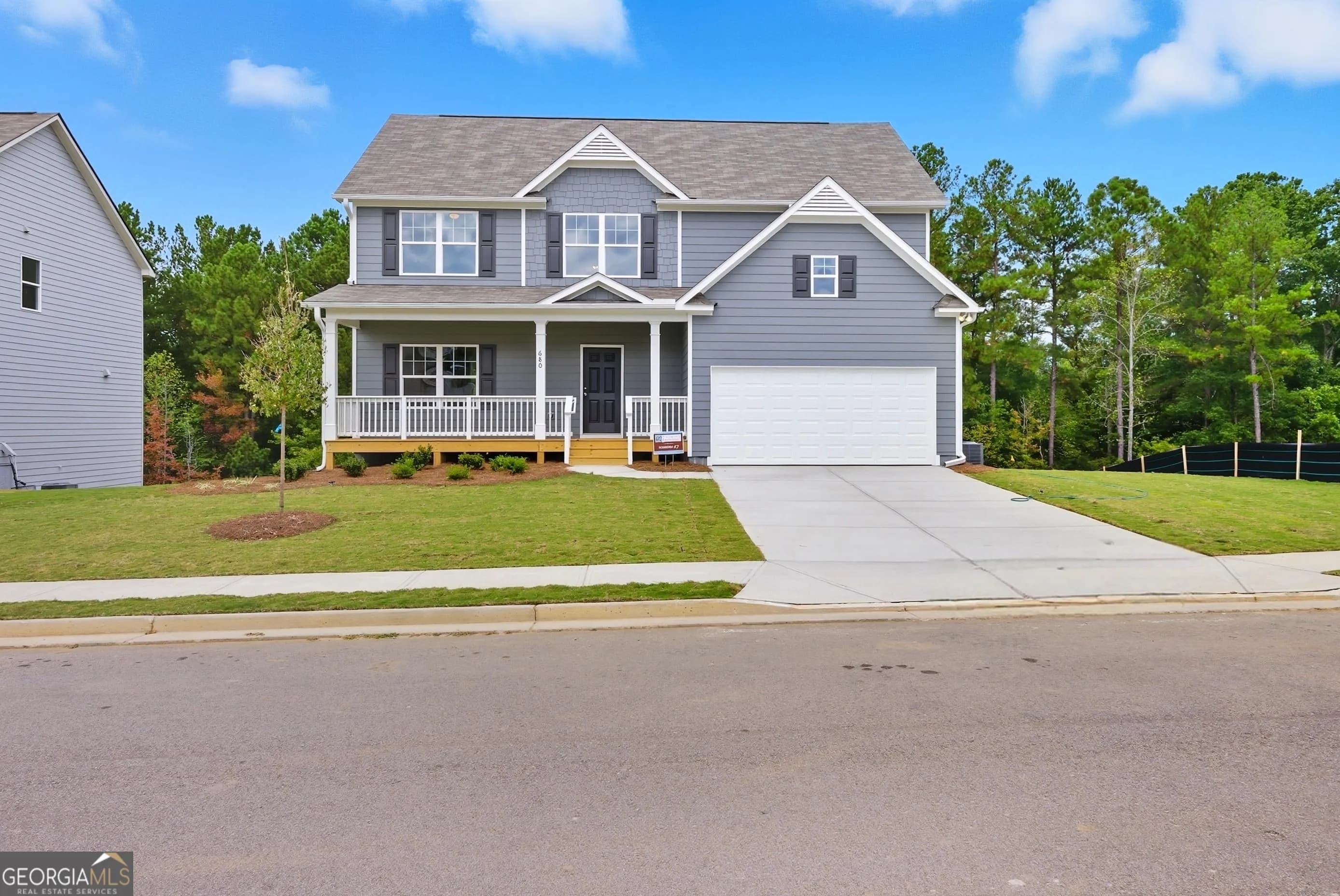 680 River Run Dr — photo 2 of 44