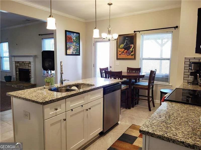 299 Belmont Ln — photo 6 of 44