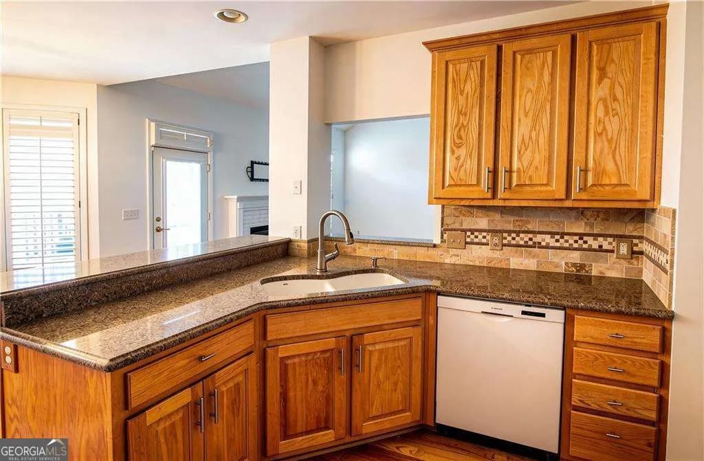 4275 Rosestone Ct — photo 6 of 42