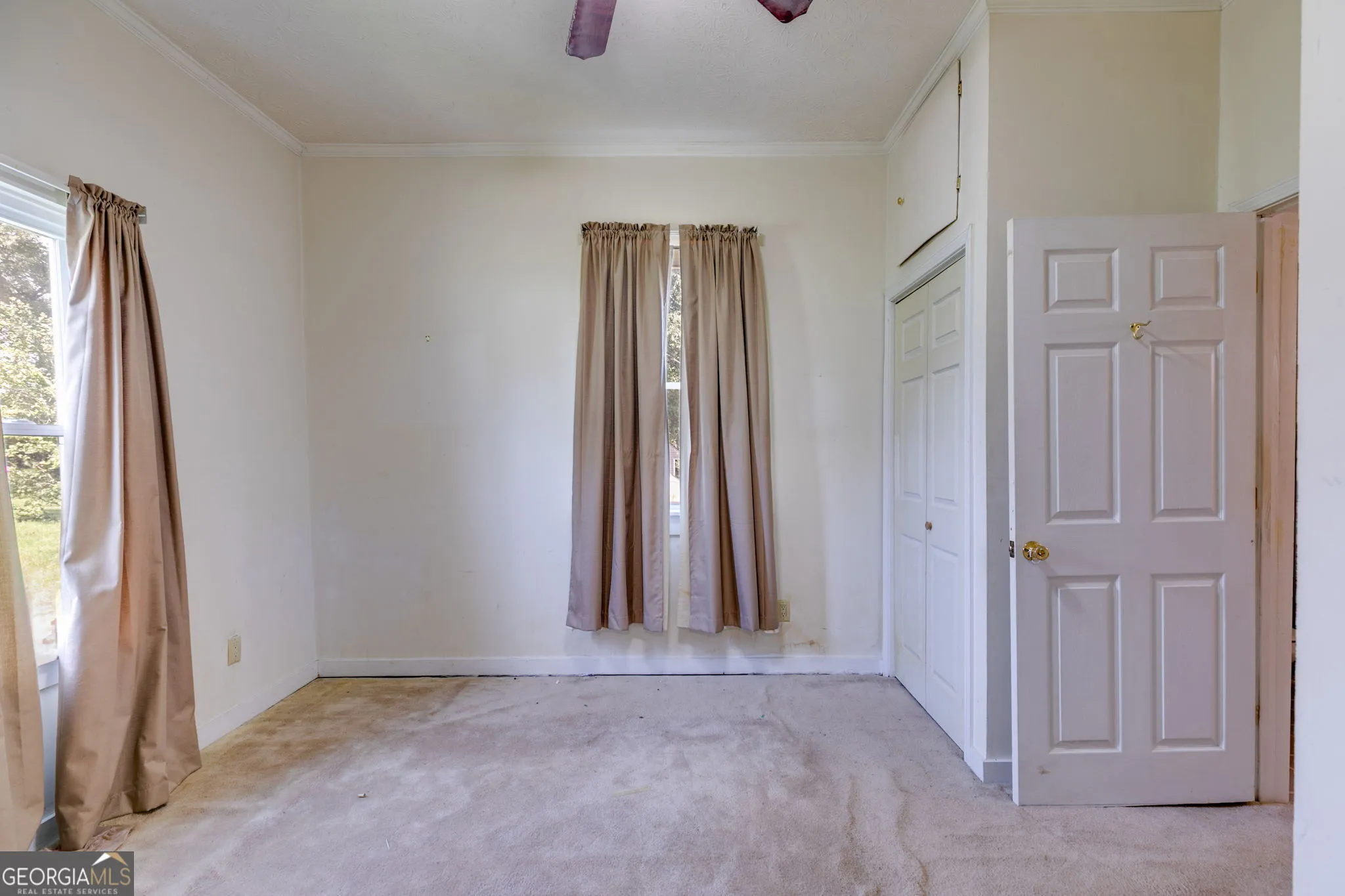 208 Georgia Ave S — photo 11 of 28