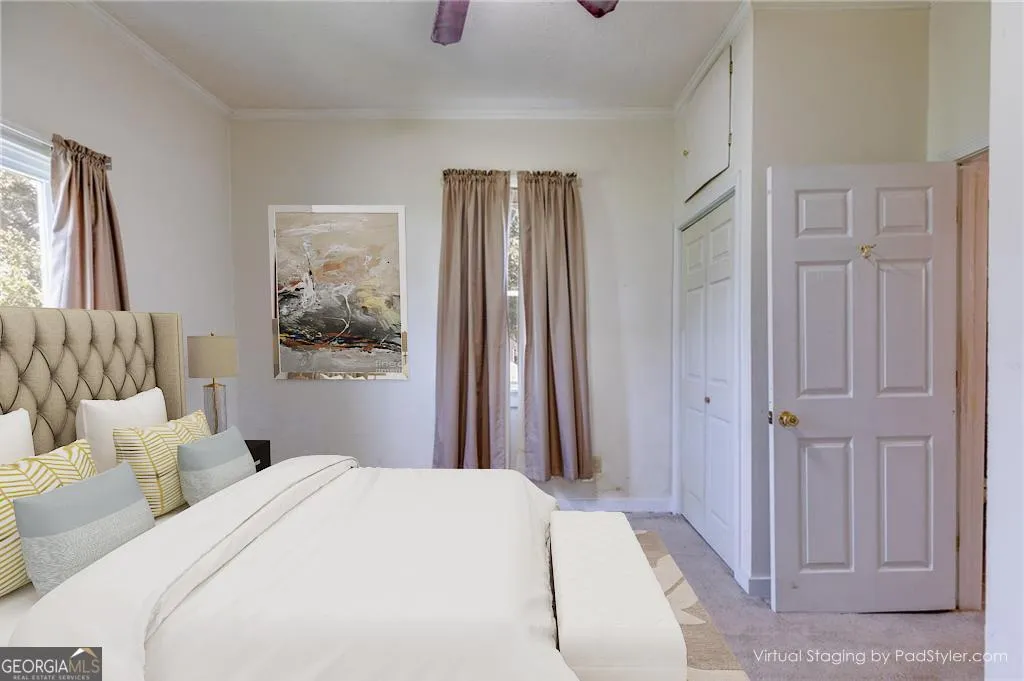 208 Georgia Ave S — photo 10 of 28