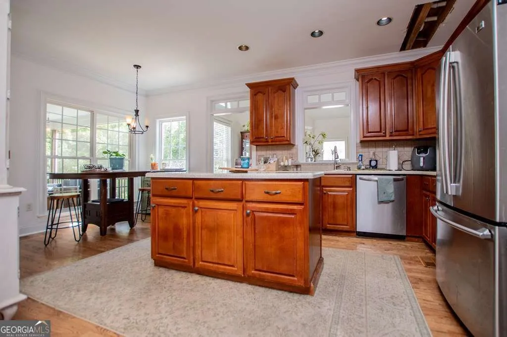 204 Pinehurst Way — photo 8 of 61