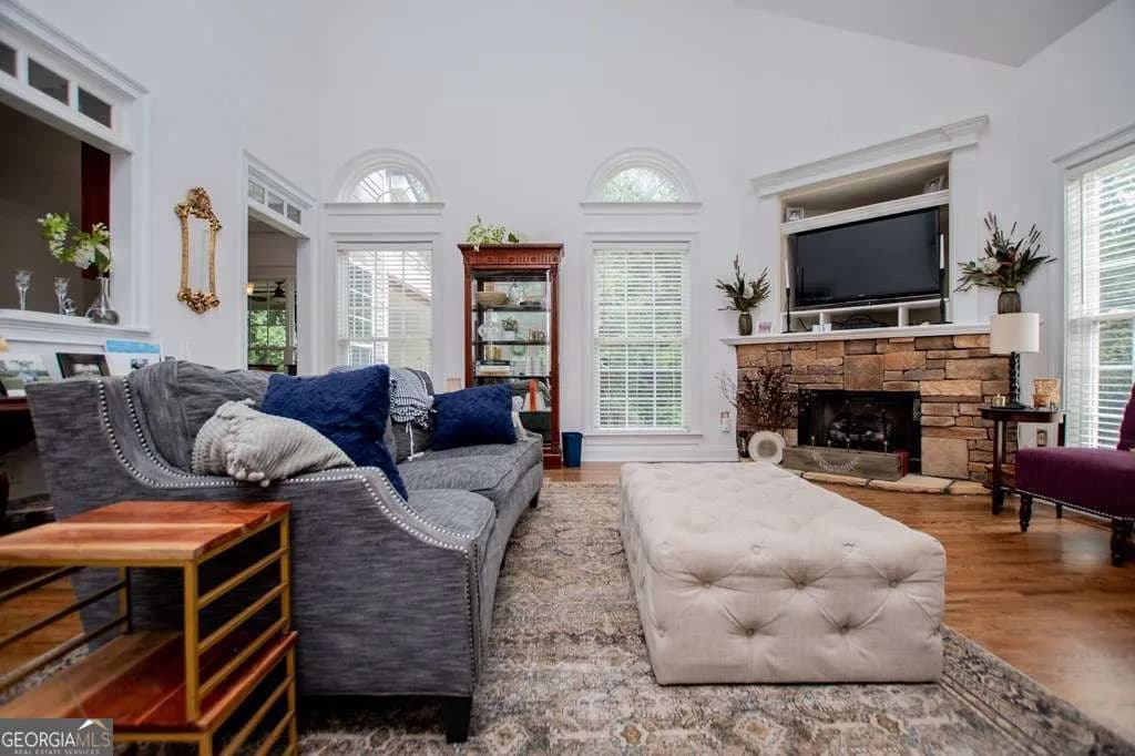 204 Pinehurst Way — photo 3 of 61