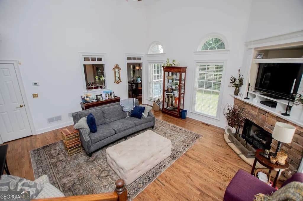 204 Pinehurst Way — photo 4 of 61