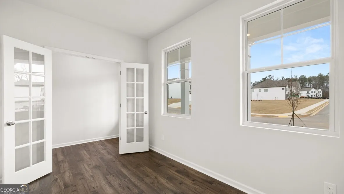 318 Thompson Ridge Ln — photo 24 of 37