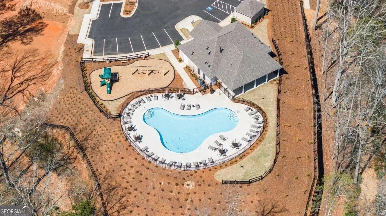 318 Thompson Ridge Ln — photo 30 of 37