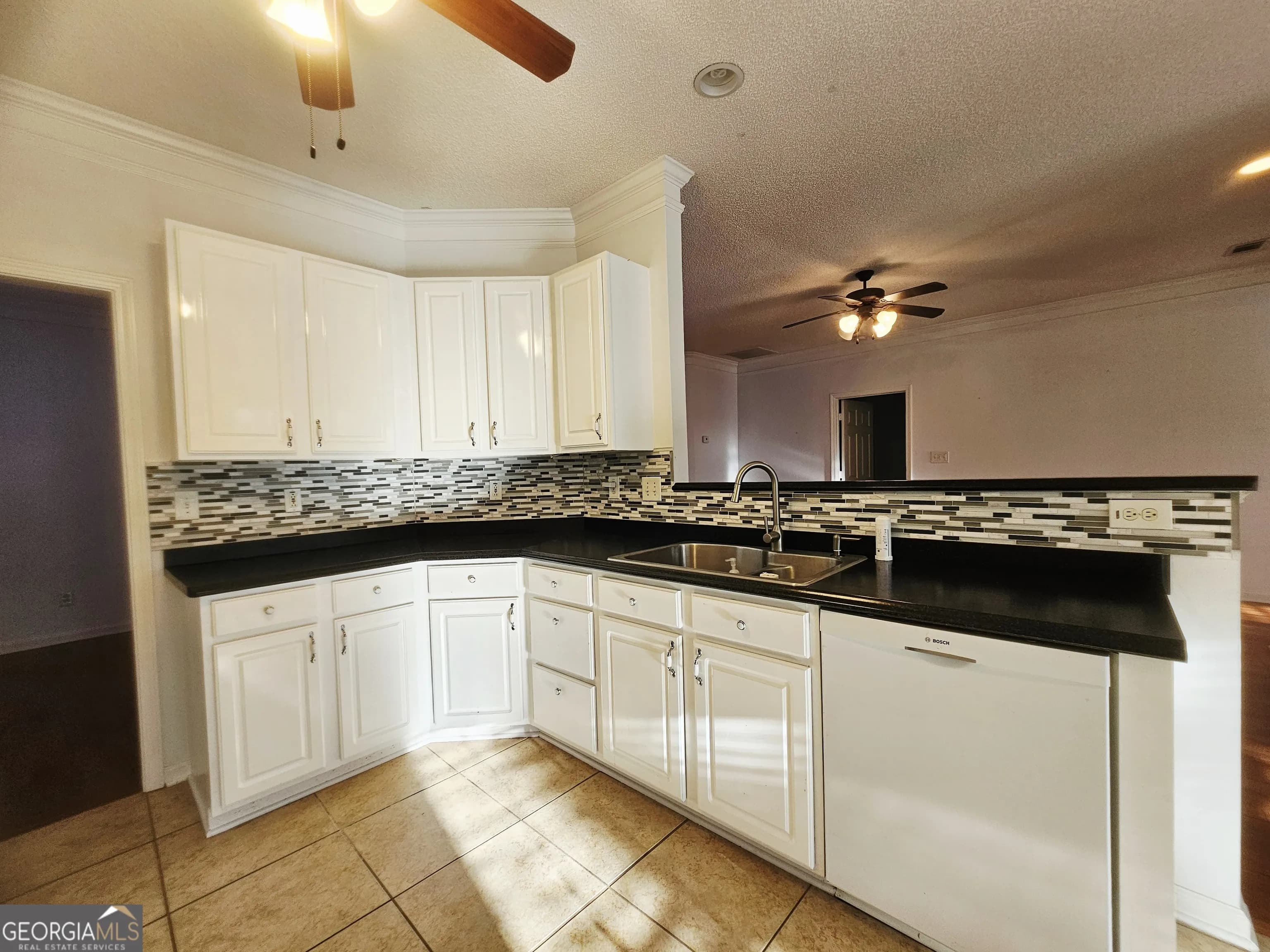 9821 Reflections Dr — photo 6 of 42