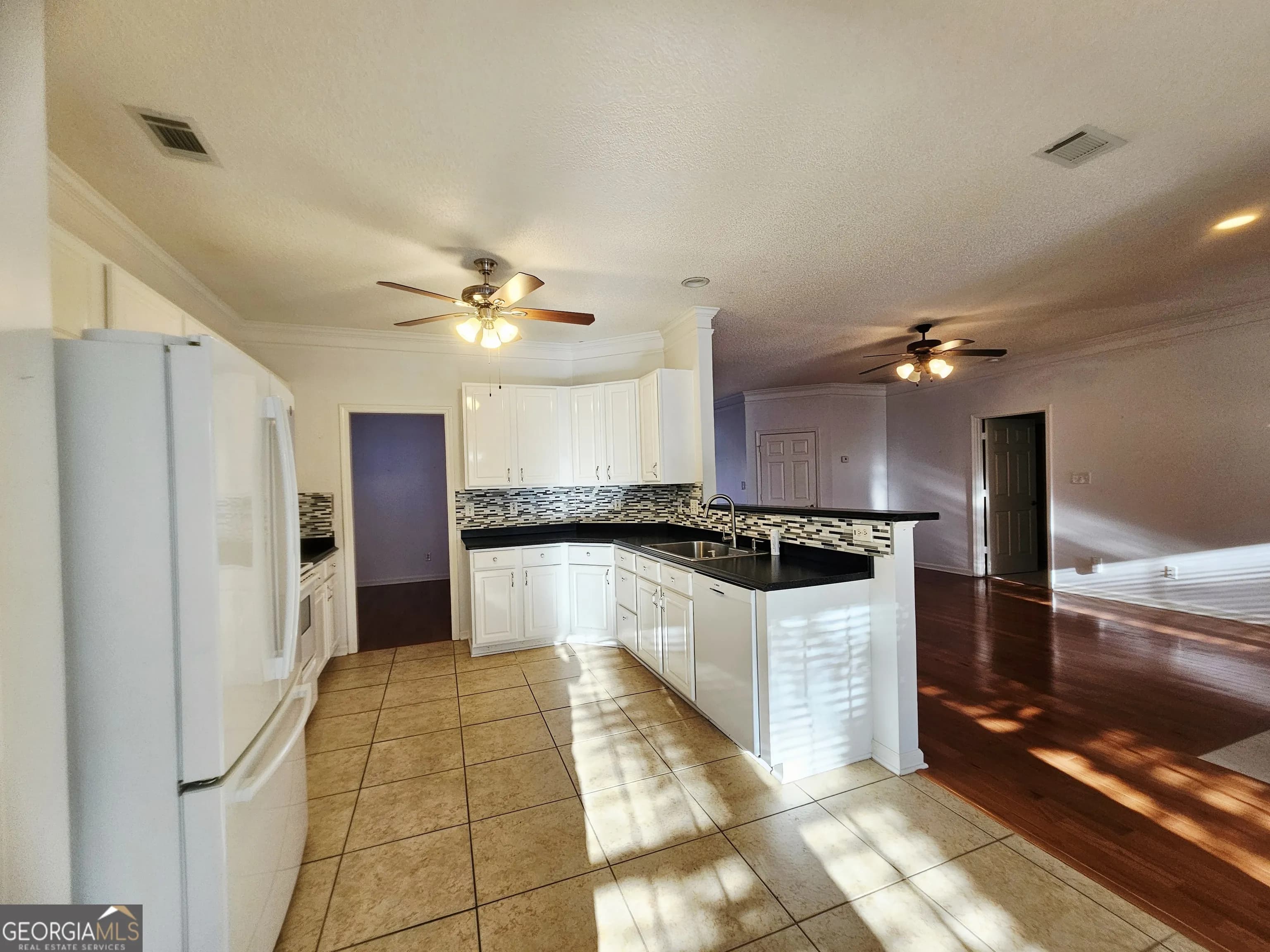 9821 Reflections Dr — photo 8 of 42