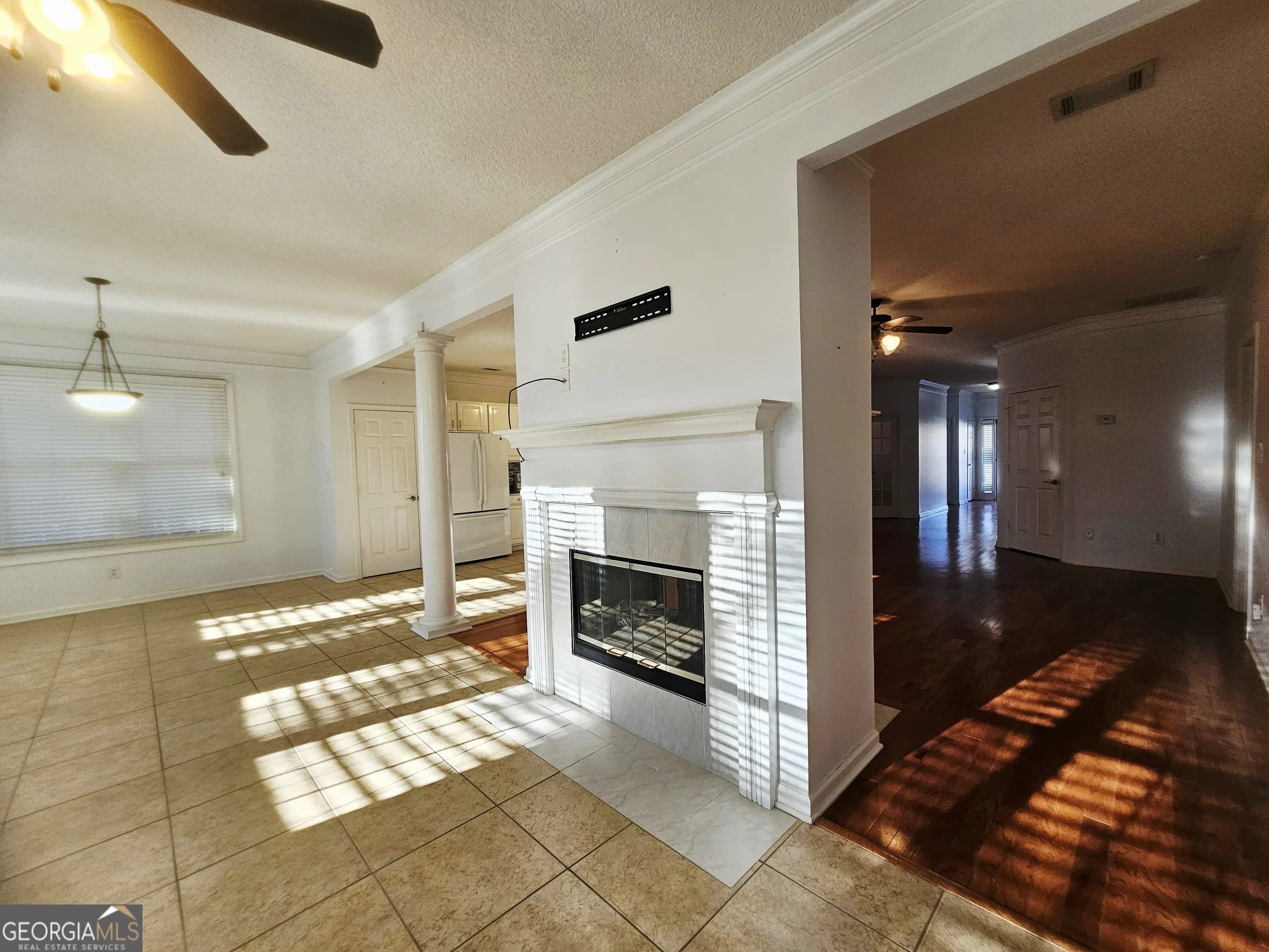 9821 Reflections Dr — photo 16 of 42