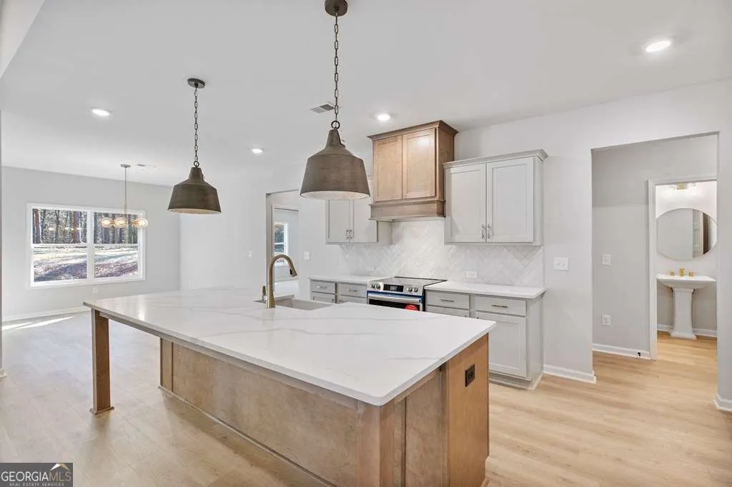 38 Liberty Station Dr — photo 4 of 56