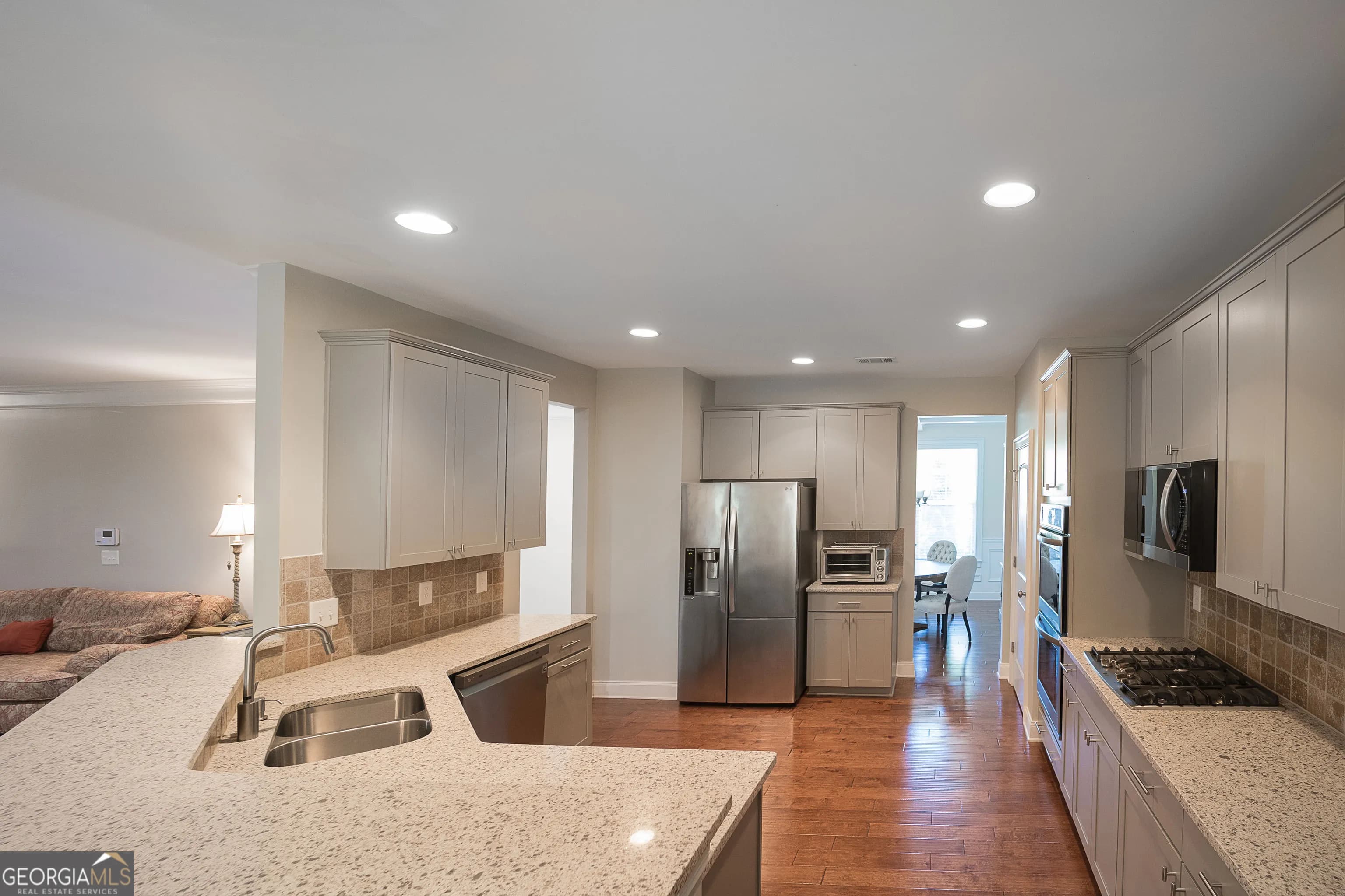 126 Oakleigh Pointe Dr — photo 7 of 66