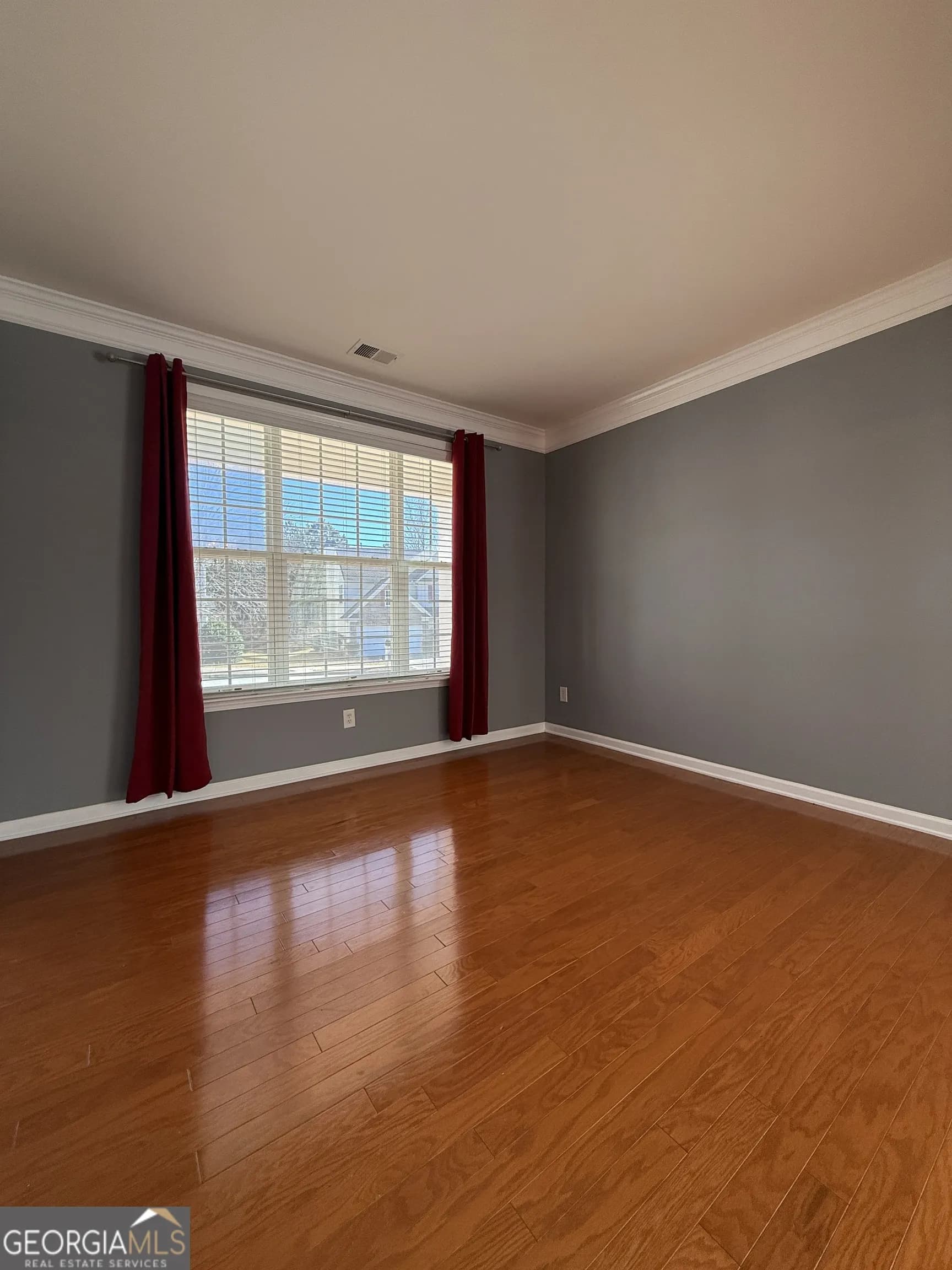 1009 S Creek Dr — photo 5 of 61