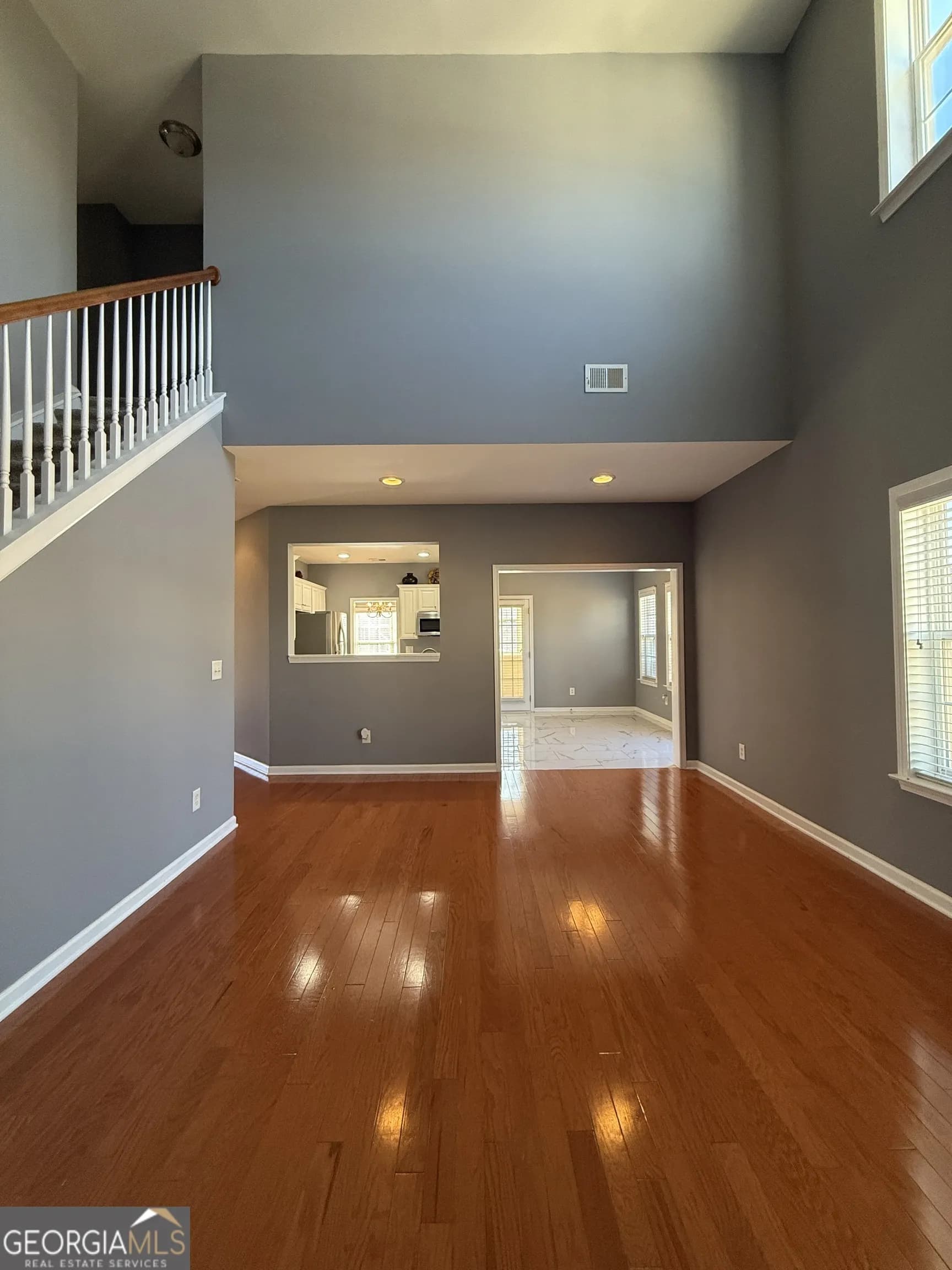 1009 S Creek Dr — photo 27 of 61
