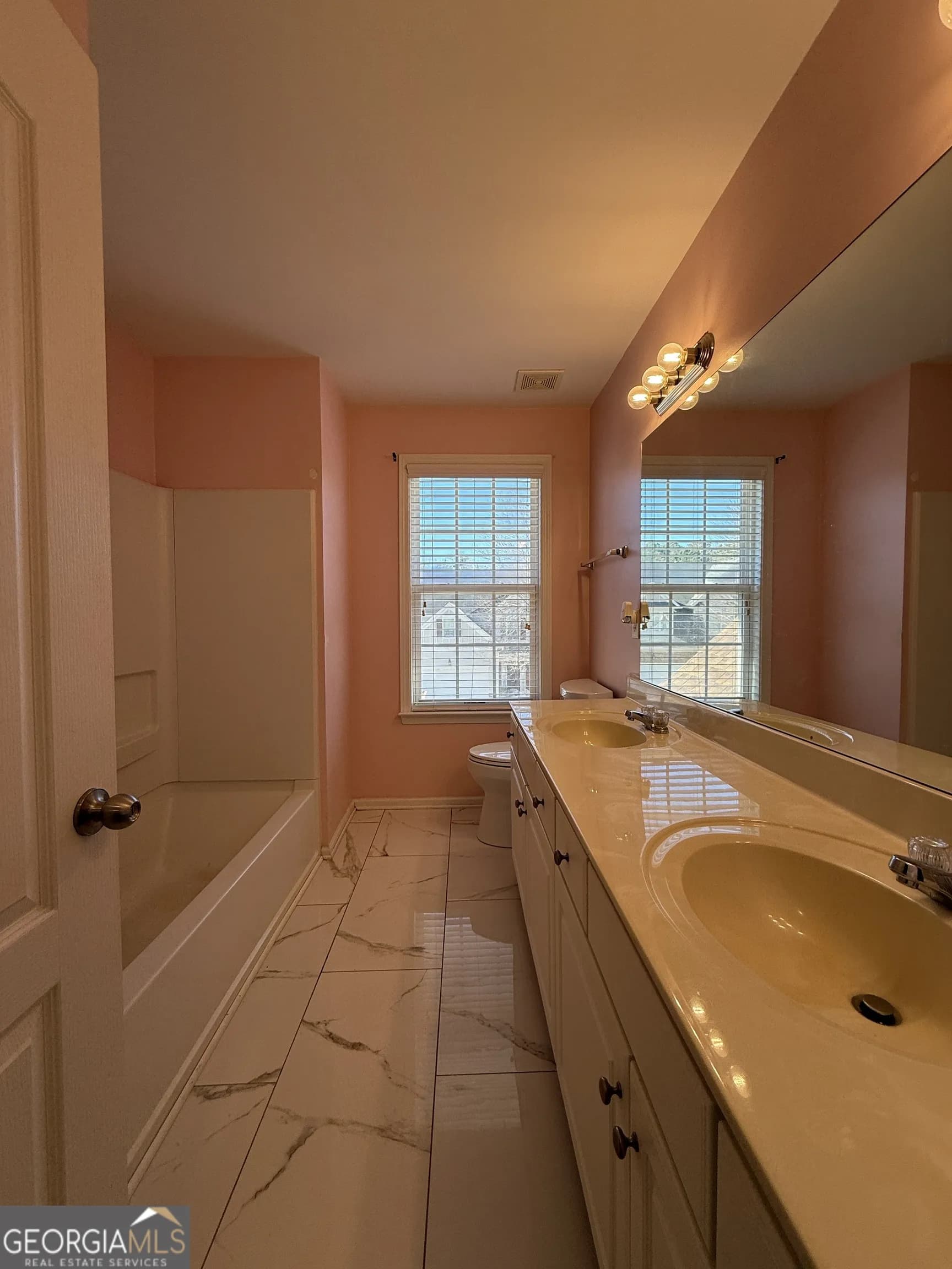 1009 S Creek Dr — photo 51 of 61