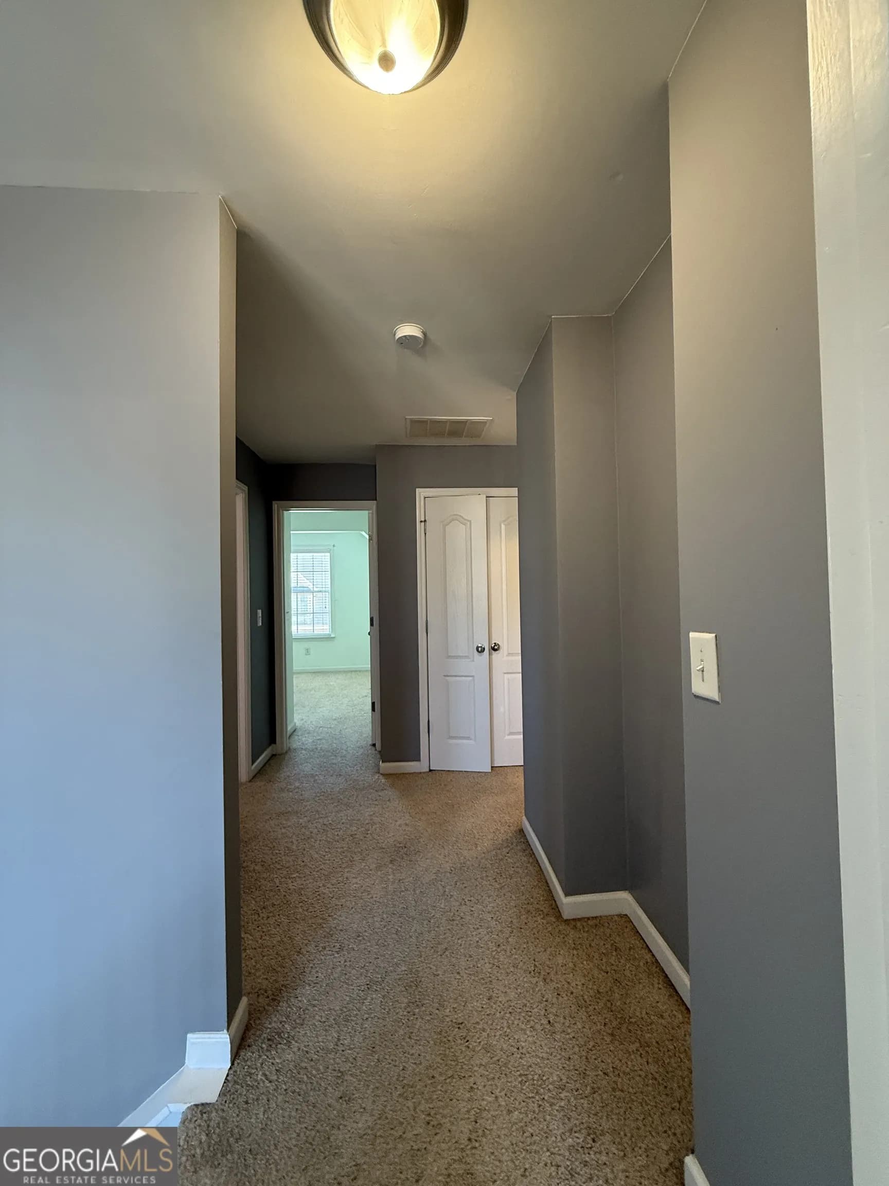 1009 S Creek Dr — photo 43 of 61