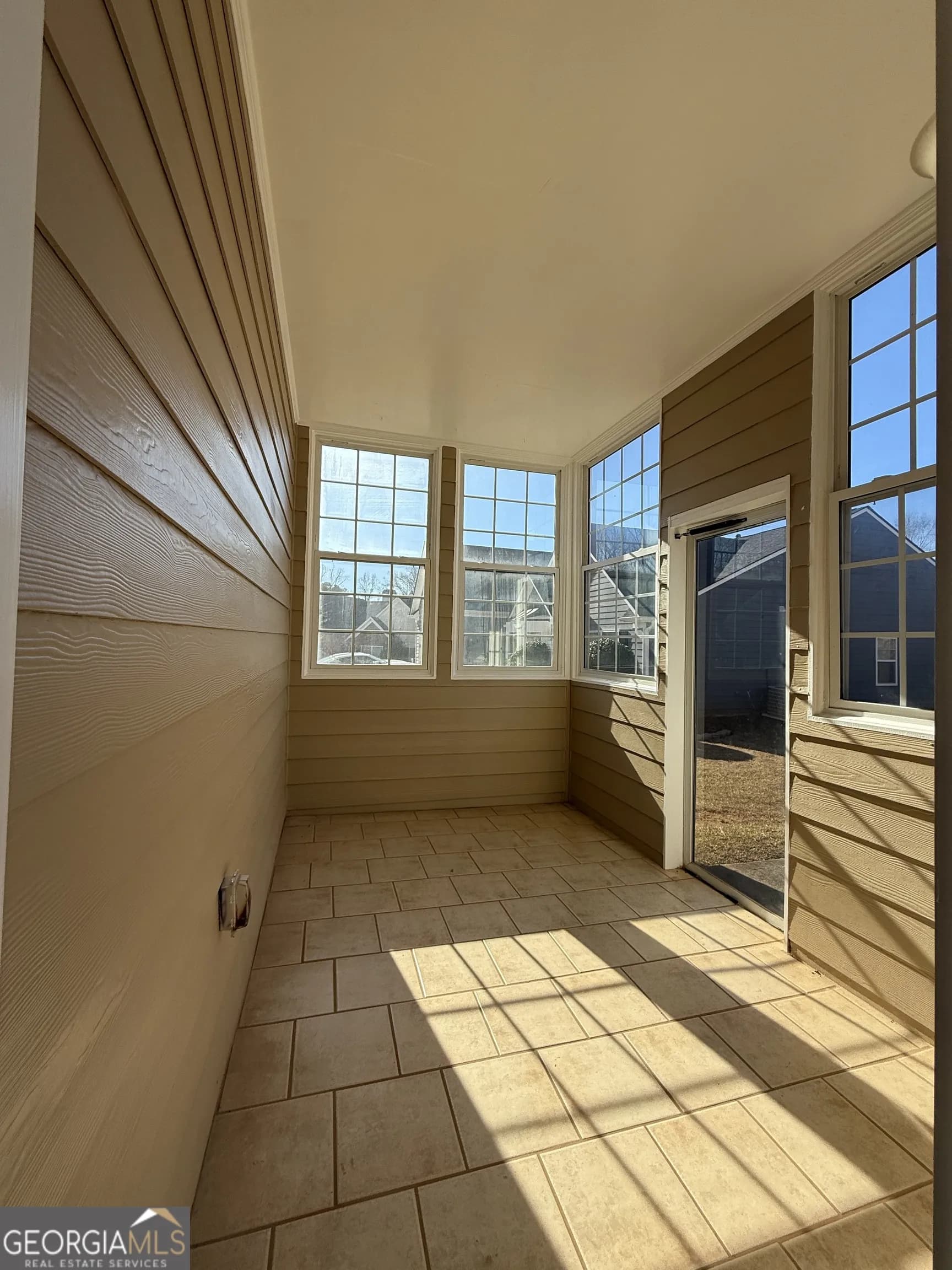 1009 S Creek Dr — photo 30 of 61