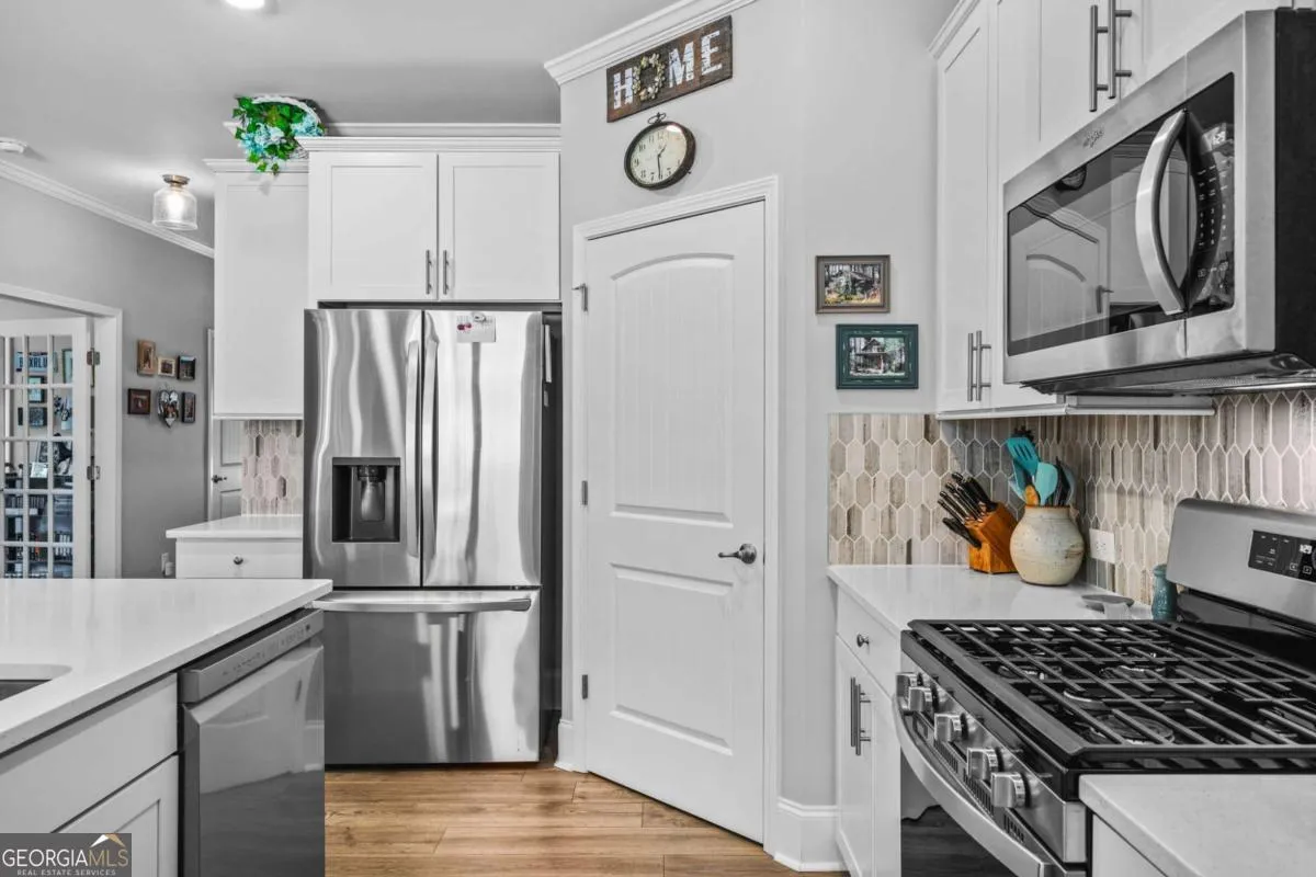 173 Four Seasons Blvd — photo 12 of 38