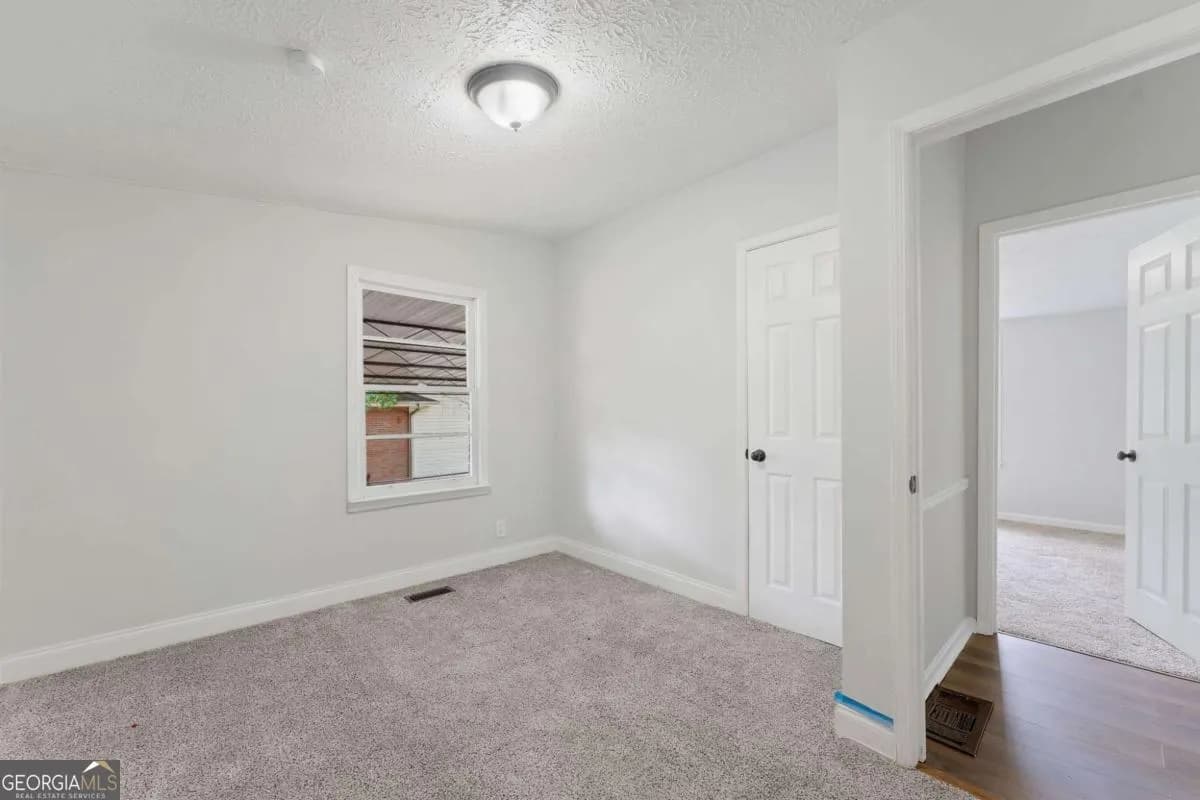 119 Mcbee St — photo 10 of 30