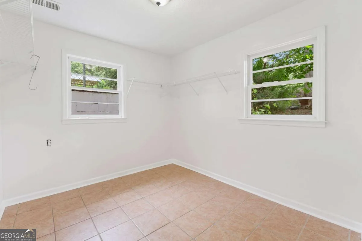 119 Mcbee St — photo 14 of 30