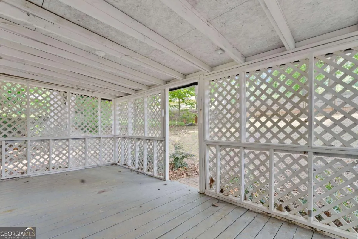 119 Mcbee St — photo 19 of 30