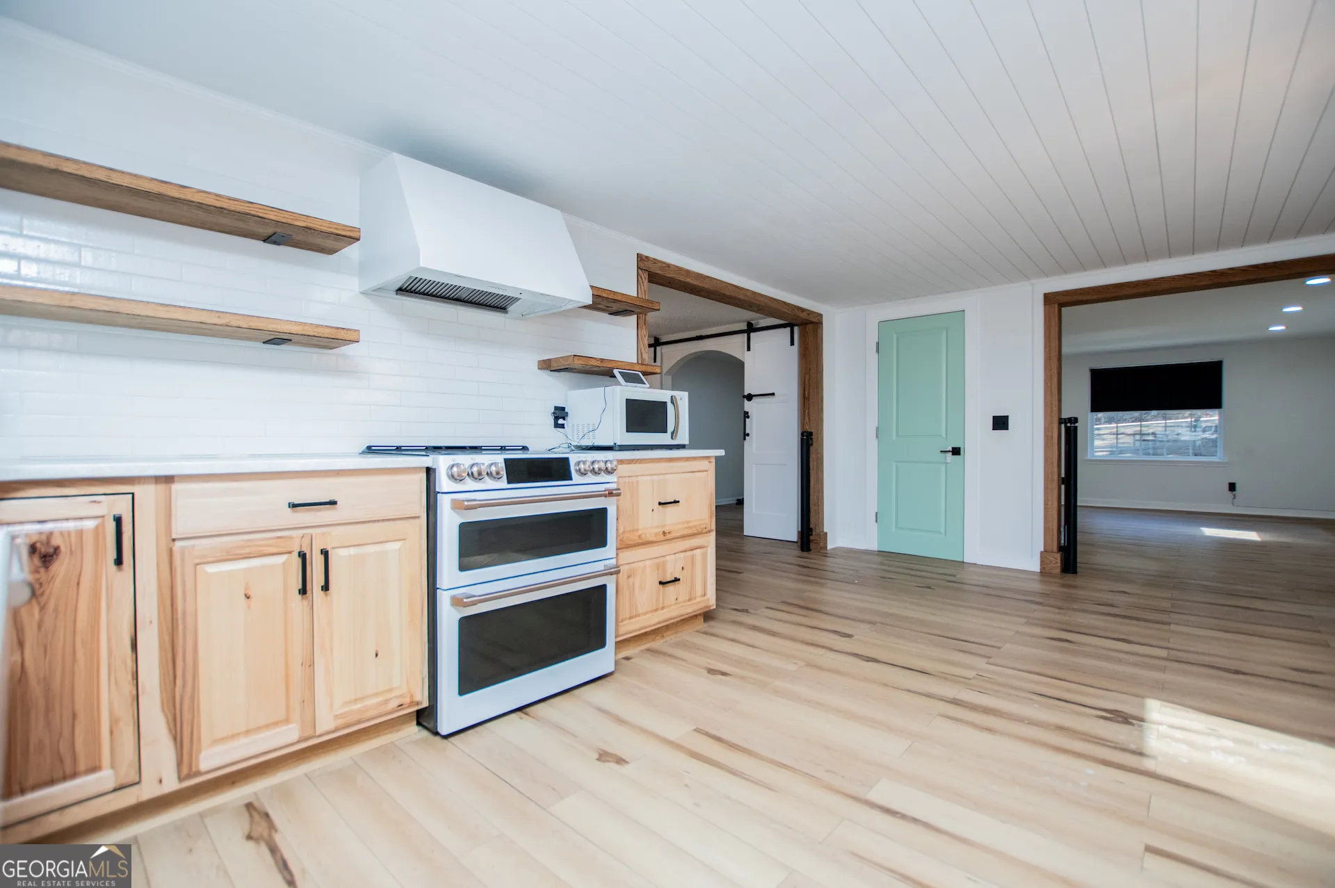 3646 Jones Mill Rd — photo 9 of 64