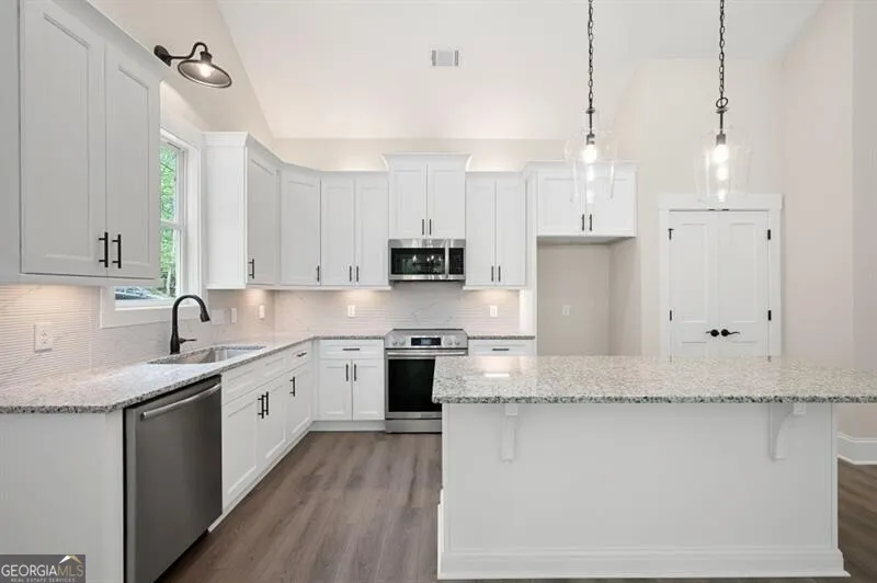 110 Doris Path — photo 3 of 35