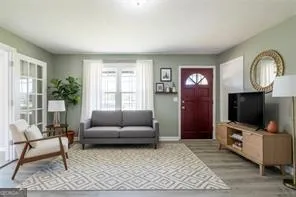 54 Jean Ct — photo 2 of 13